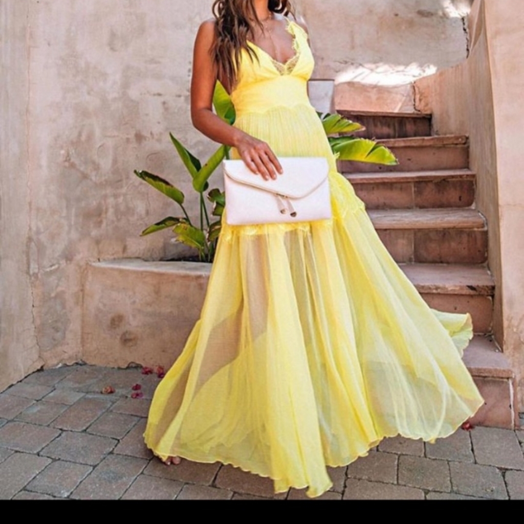 Mermaid Lace Yellow Gown/Dress Nwot Size Small